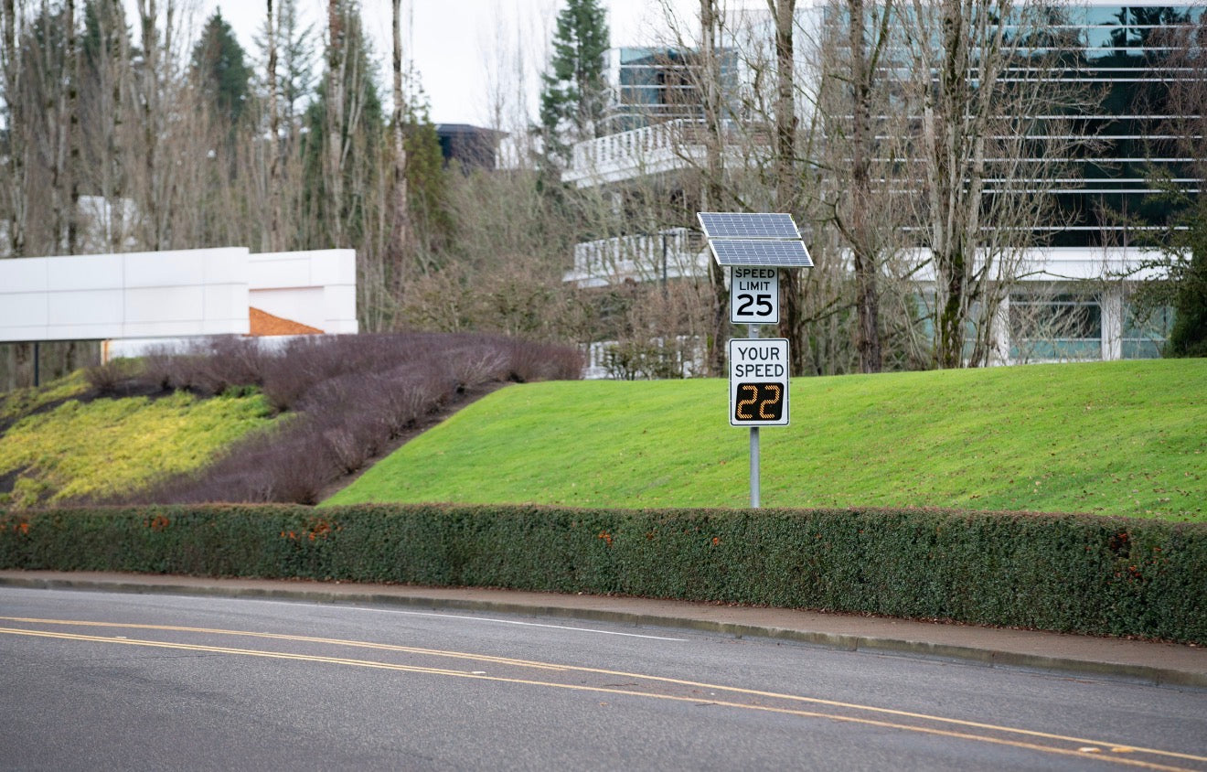 Best Driver Feedback Signs for Safer Roads